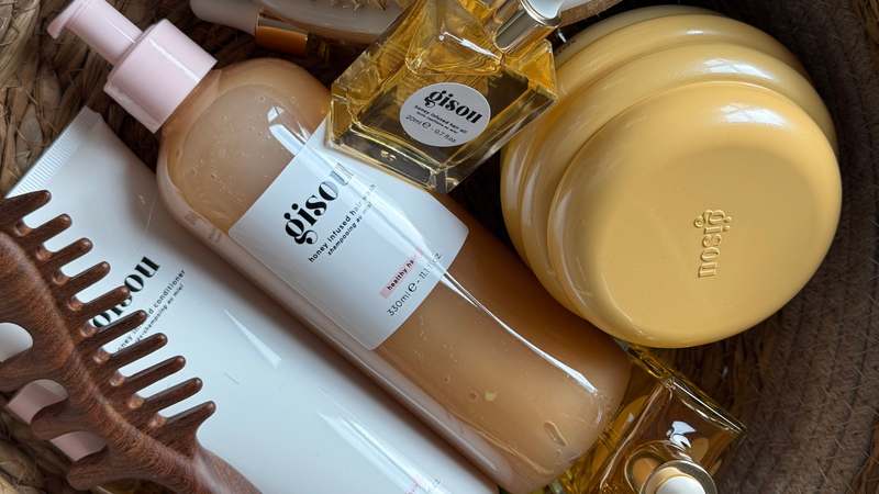 Homepage for Beauty & Skincare Beauty Tools and Accessories makeup organizers